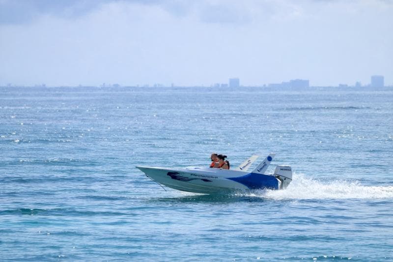 Speedboat Adventure