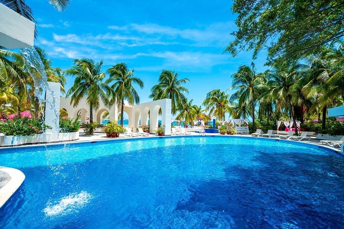 Grand Oasis Palm en Blvd. Kukulcán Km 4.5 Sección C Lote 1 Zona Hotelera